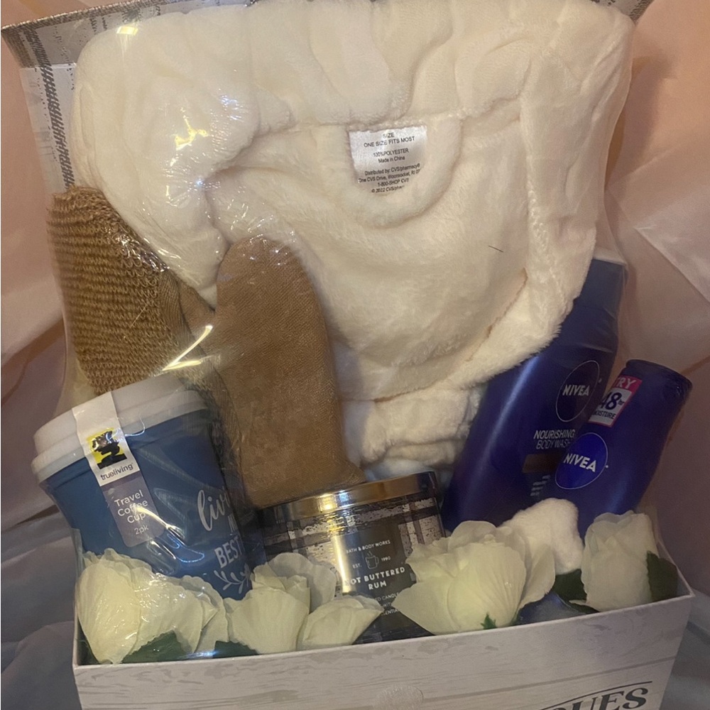 Mother’s Day basket, basket for her for any occasion